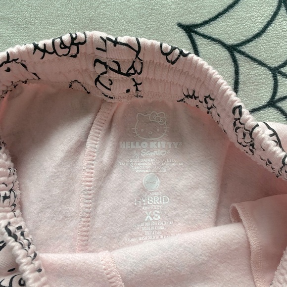 hello kitty shorts - Picture 2 of 3